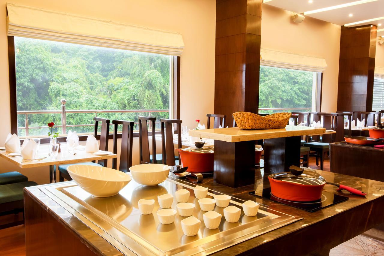 Hotel Central Park Manipal Luaran gambar