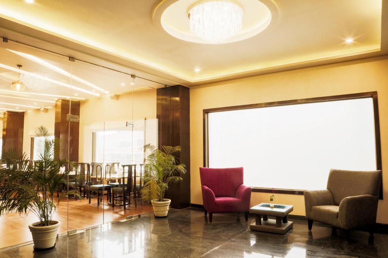 Hotel Central Park Manipal Luaran gambar