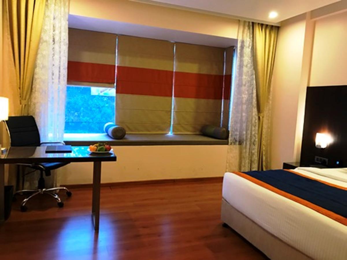 Hotel Central Park Manipal Luaran gambar