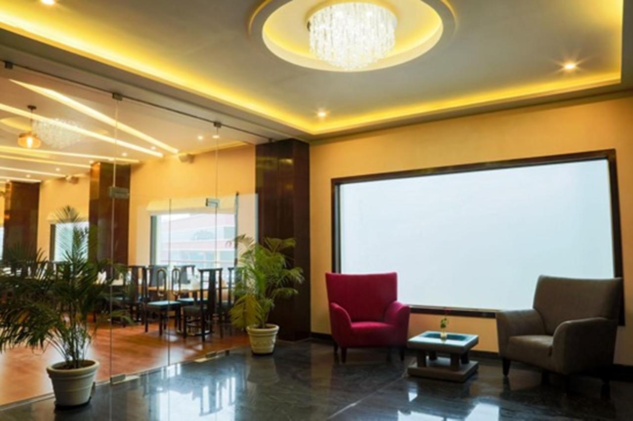 Hotel Central Park Manipal Luaran gambar